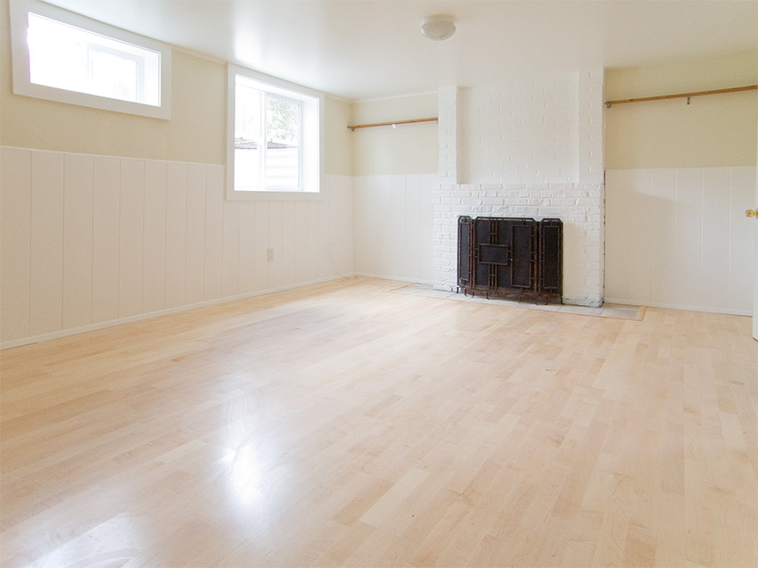 Master Bedroom - Fireplace