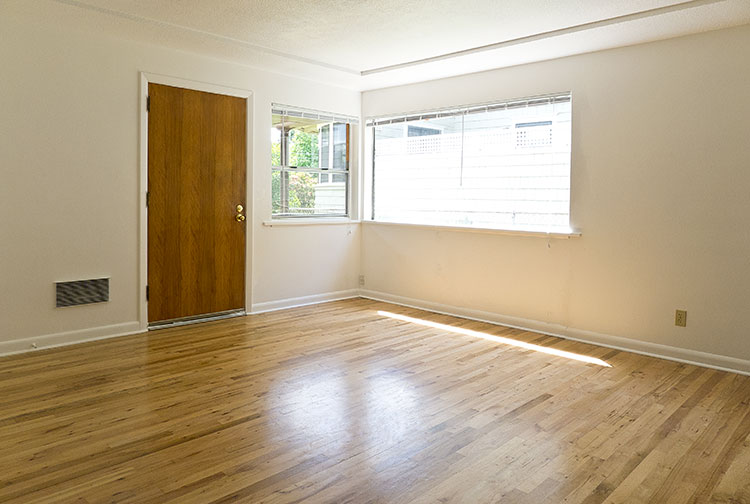 1125 NW 25th LR - NW Portland Rental