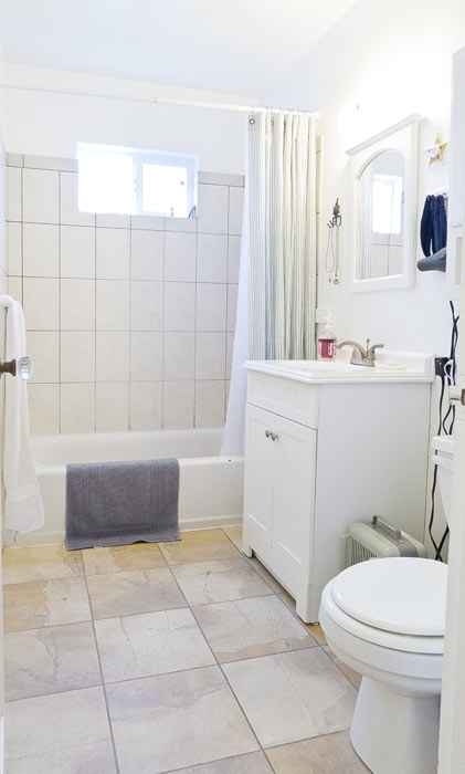 bathroom - 1 bedroom - Macleay Gardens Apartments bestportlandrentals.com