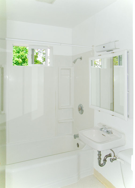 Portland Apartment Rentals - Bathroom